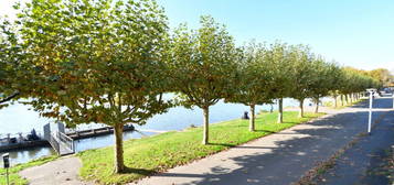 Sonniges Wohnen am Rhein- mit direktem Zugang zur Uferpromenade!