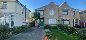 3 bed semi-detached house for sale