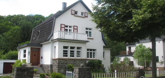 Individuelle 3-Zimmer-Wohnung  in Wuppertal Cronenberg