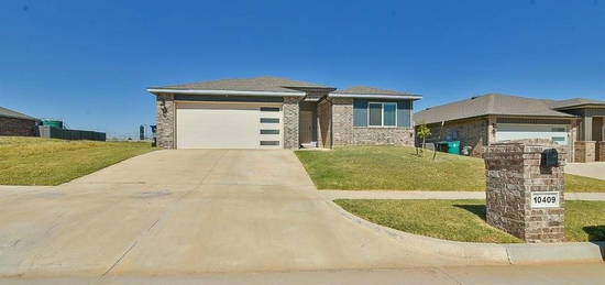 10409 NW 24th Ter, Yukon, OK 73099