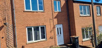 2 bedroom terraced house