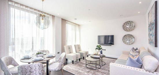 Flat to rent in Charles Clowes Walk, Nine Elms SW11