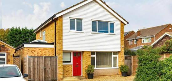 3 bedroom detached house