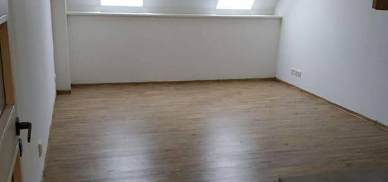 Pronájem bytu 1+kk 30 m²