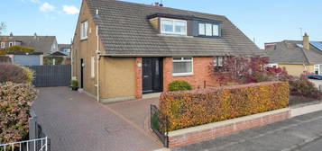 3 bed semi-detached house for sale