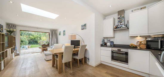 Flat for sale in Wricklemarsh Road, London SE3