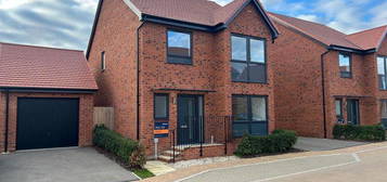 4 bedroom detached house to rent