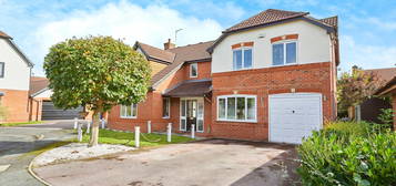 5 bed detached house for sale