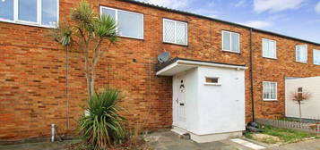 Terraced house for sale in Wythefield, Basildon SS13