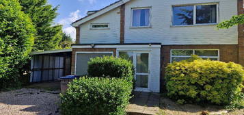 4 bedroom detached house to rent