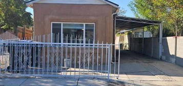 1014 Santa Fe Ave SW, Albuquerque, NM 87102