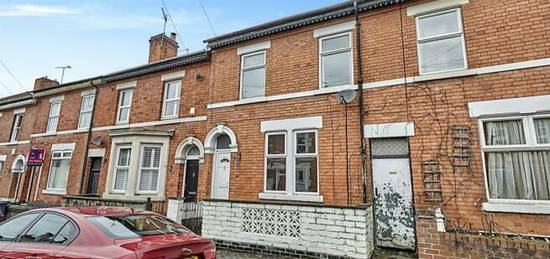 4 bedroom terraced house