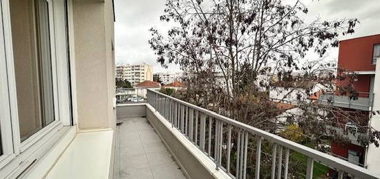 Appartement T4 de 79m2 avec balcon