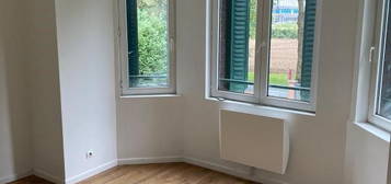 Appartement  à louer, 4 pièces, 3 chambres, 90 m²