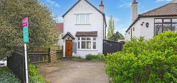 3 bedroom detached house