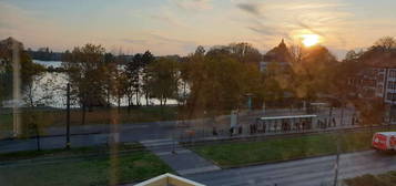 Apartment mit Süd-Balkon und Wasserblick zu vermieten