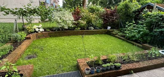 Moderne 2 Zimmer-Gartenwohnung mit Tiefgaragenplatz in ruhiger Lage