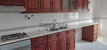 Apartamento T2 -3 andar - Moita