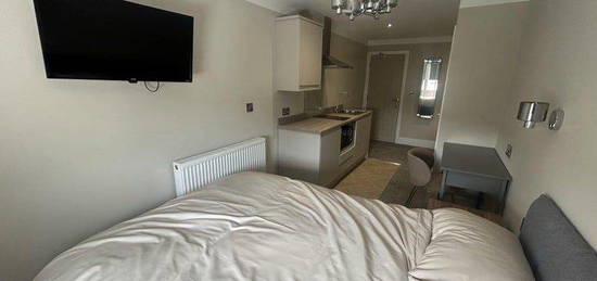 Shared accommodation to rent in Franchise Street, Derby DE22