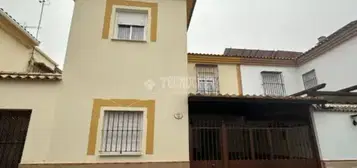 Casa adosada en Utrera