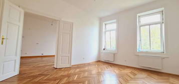 Altbau Erstbezug | 4 Zimmer | Balkonoption