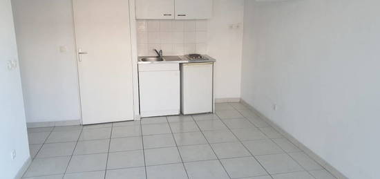 Appartement  à louer, 2 pièces, 1 chambre, 36 m²