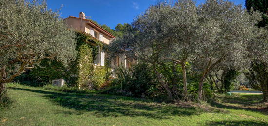 AIX-EN-PROVENCE - MAISON-DE-CHARME - 220 M2 - TERRAIN - 470