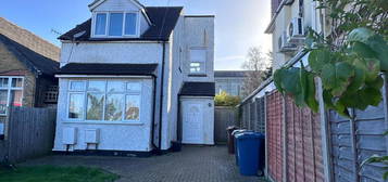 4 bedroom detached house to rent