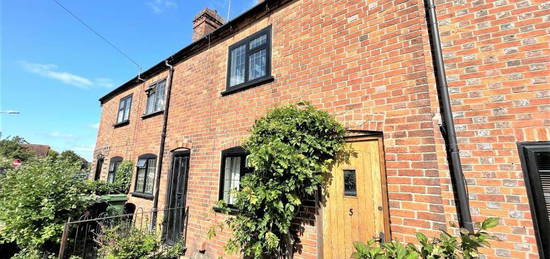 2 bedroom terraced house