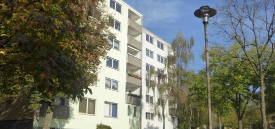 Toller Ausblick - 3 Zimmerwohnung mit Balkon in Düsseldorf-Knittkuhl