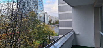 Zentrale 3-Zimmer-Wohnung mit Balkon am Alexanderplatz