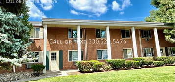 20600 Lorain Rd Unit A2, Cleveland, OH 44126