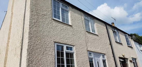 3 bedroom terraced house