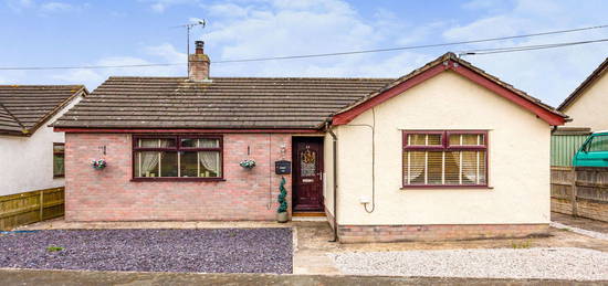 3 bed detached bungalow for sale