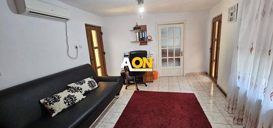 Apartament 3 camere, la casa, cu curte interioara, zona Tolstoi