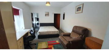 1 bedroom flat