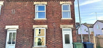 2 bedroom end of terrace house