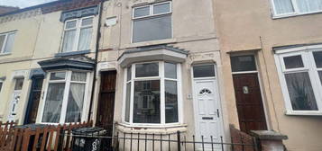 2 bedroom terraced house to rent