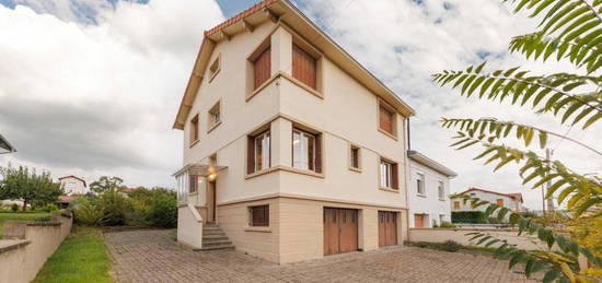 Grande maison avec jardin sur Clermont