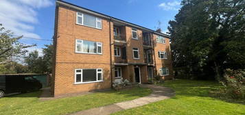 2 bedroom ground floor flat