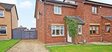 3 bed semi-detached house for sale