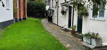 2 bedroom terraced house