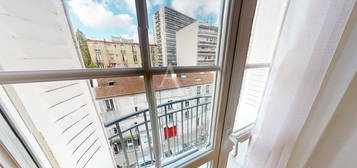 Appartement  à louer, 3 pièces, 2 chambres, 46 m²