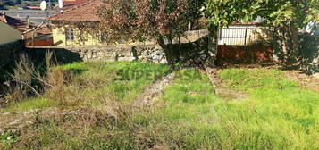 Casa para recuperar com terreno em Santa Maria Maior, Chaves, Portugal