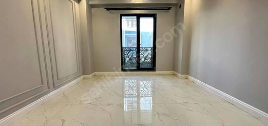 OSMANGAZİ MAH 2+1 90 m² YERDEN ISITMALI *ULTRA LÜX* Y.GİRİŞ