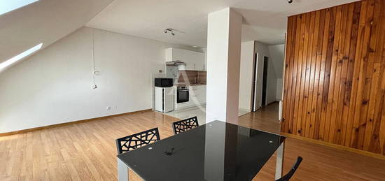 Studio meublé  à louer, 1 pièce, 33 m², Étage 1/–