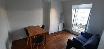 Location 2 pièces meublé 35 m2 rue Victor Hugo Levallois-Perret