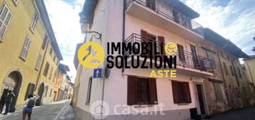 Trilocale in Via Mirandola 1