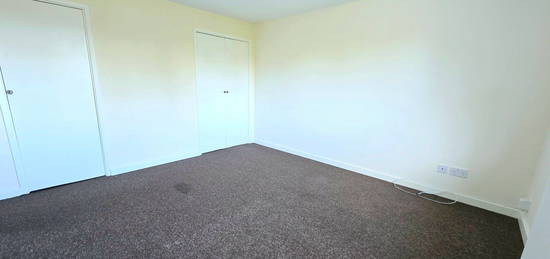 Studio to rent in Perry Mead, Bushey WD23