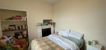 2 bed flat to rent